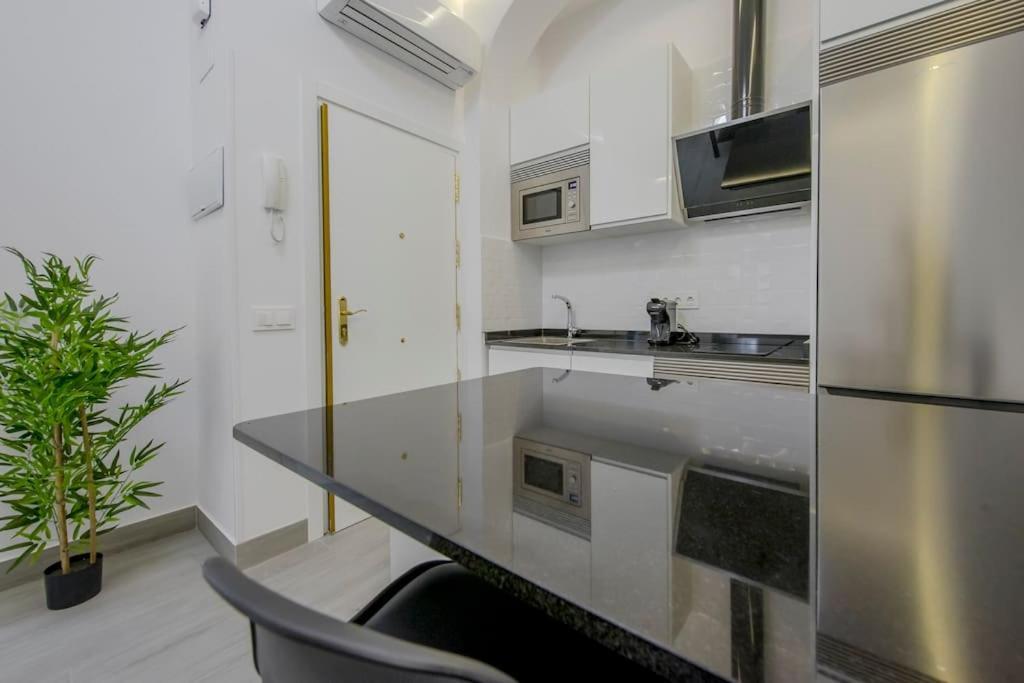 Suara Apartamentos 2 Madrid Exterior foto