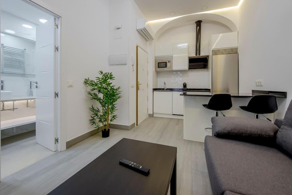 Suara Apartamentos 2 Madrid Exterior foto